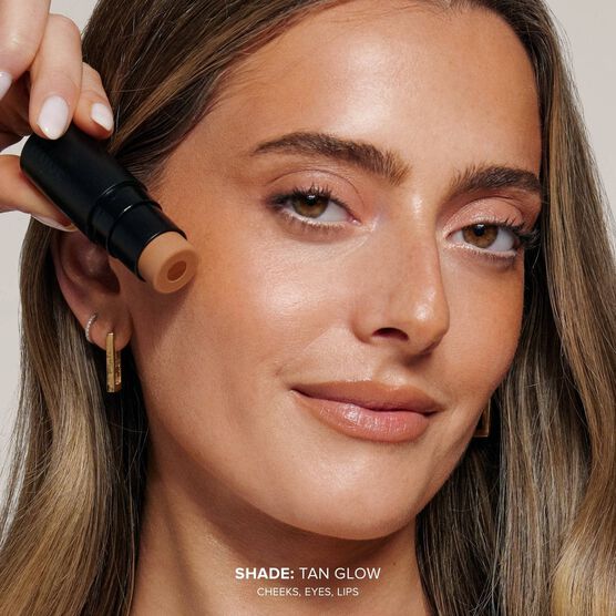 NUDIES MATTE & GLOW CORE NUDIES MATTE + GLOW CORE  COLOR - TAN GLOW